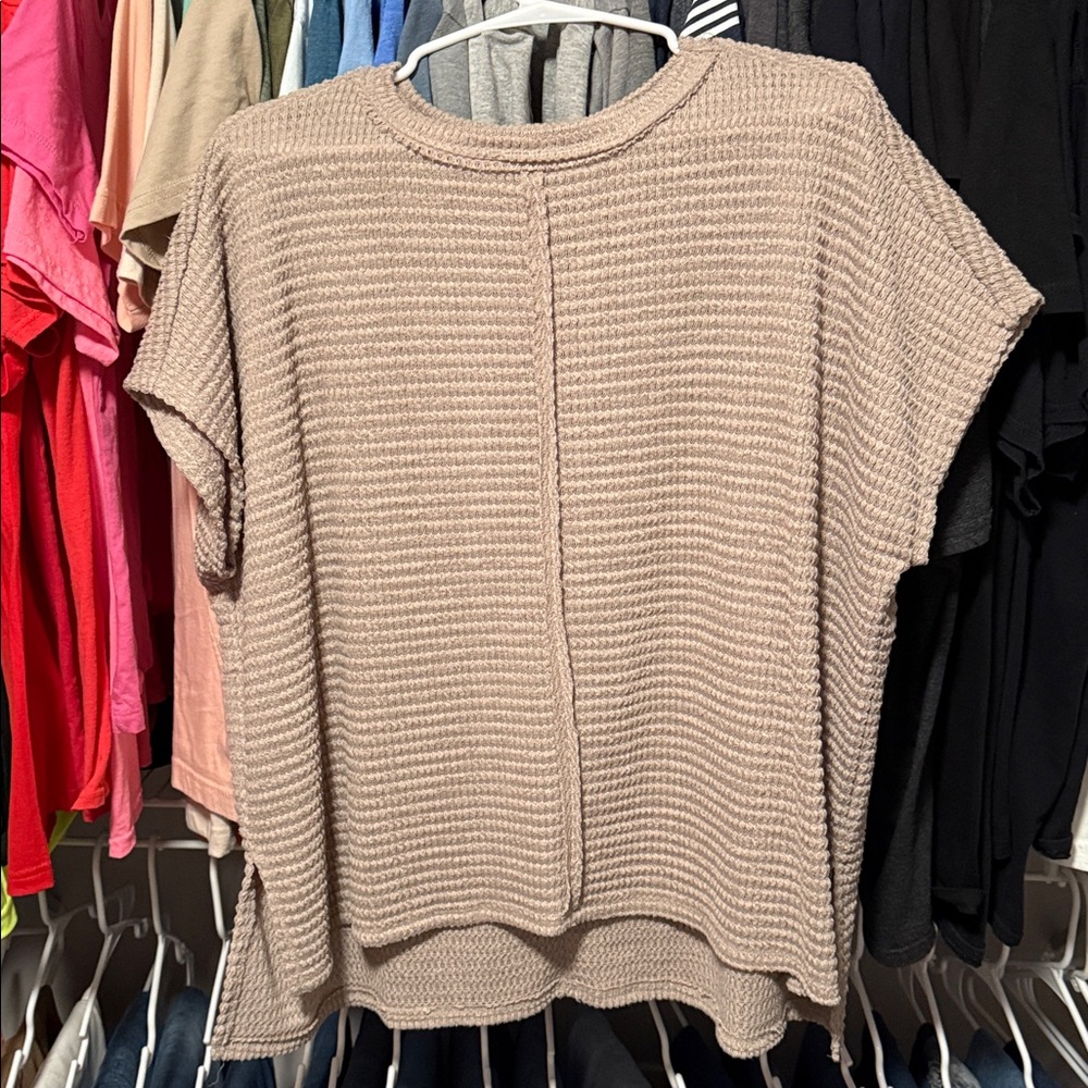 Zenana Outfitters Taupe Knit Top